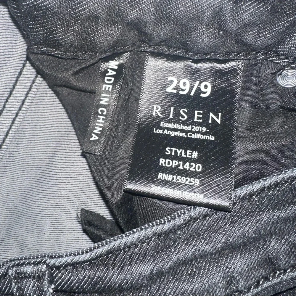 Risen black jeans frayed hem size 29/9 - Picture 9 of 9